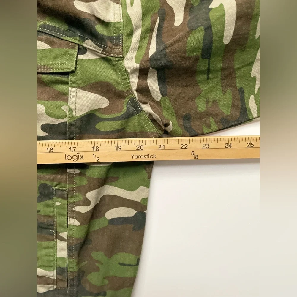 Forever 21 Long Sleeve Camo Jacket - Picture 3 of 6